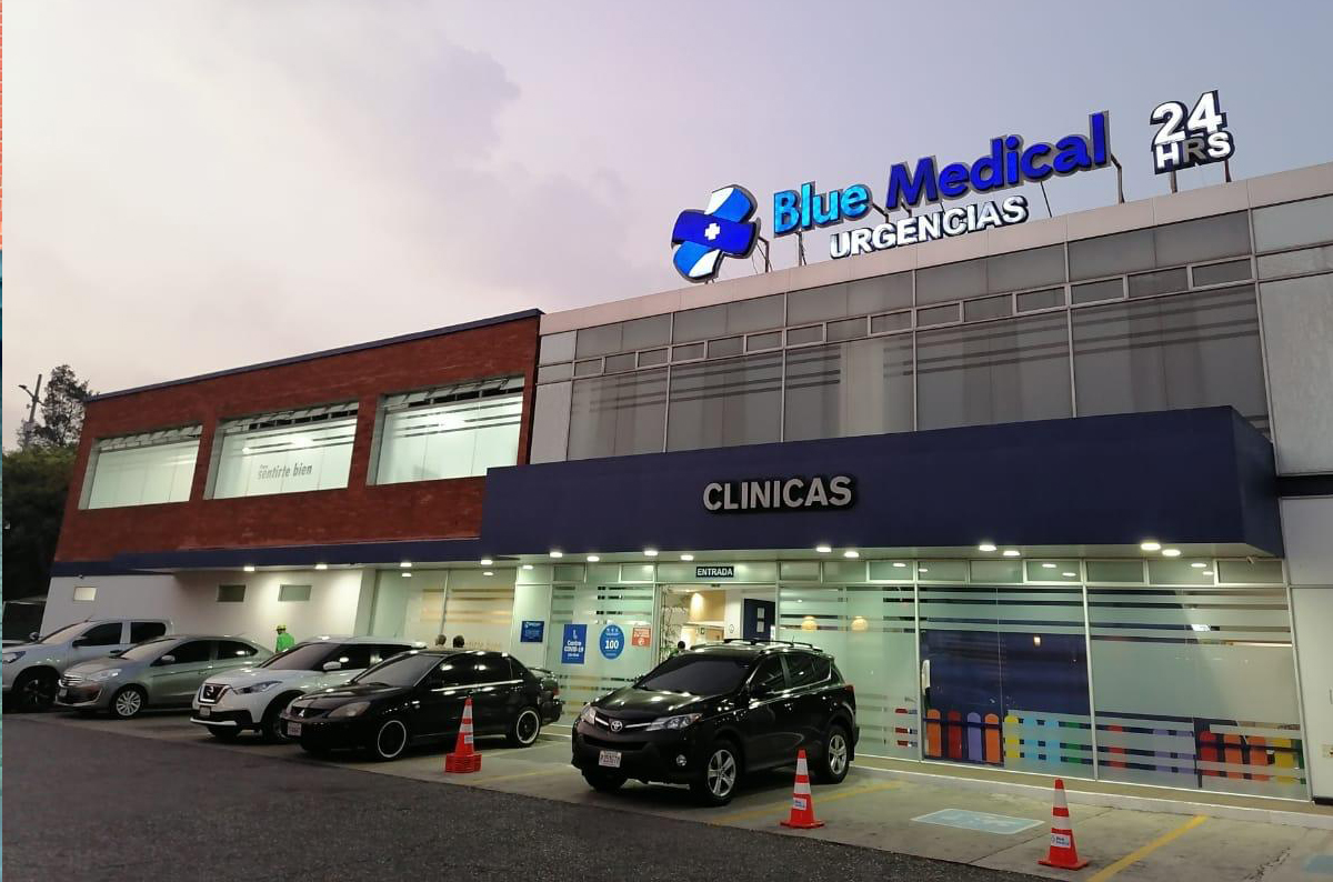 Blue-Medical-Fachada-Majadas